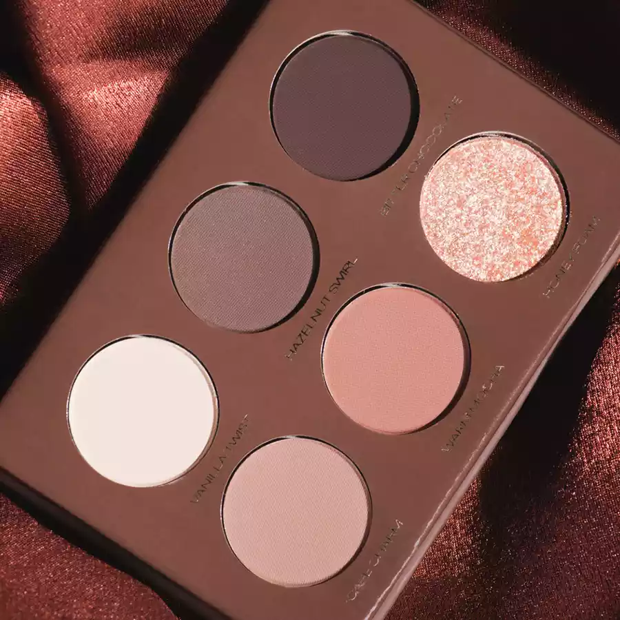 imagen paleta de sombras mocha mousse mocha pierre rene abierta